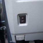 Toyota 4runner with aftermarekt power liftgate front button